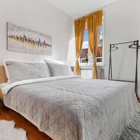 Exclusive Apartment In Centre Bratislava Exterior foto